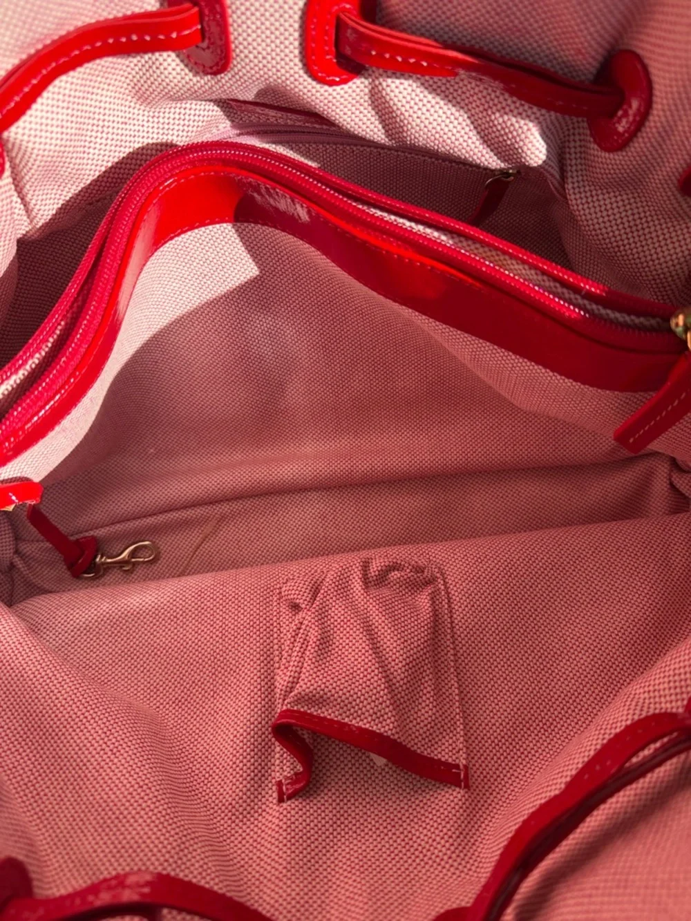 Dooney & Bourke Shiny Red Patent Leather Tote - NWOT - Picture 4 of 8